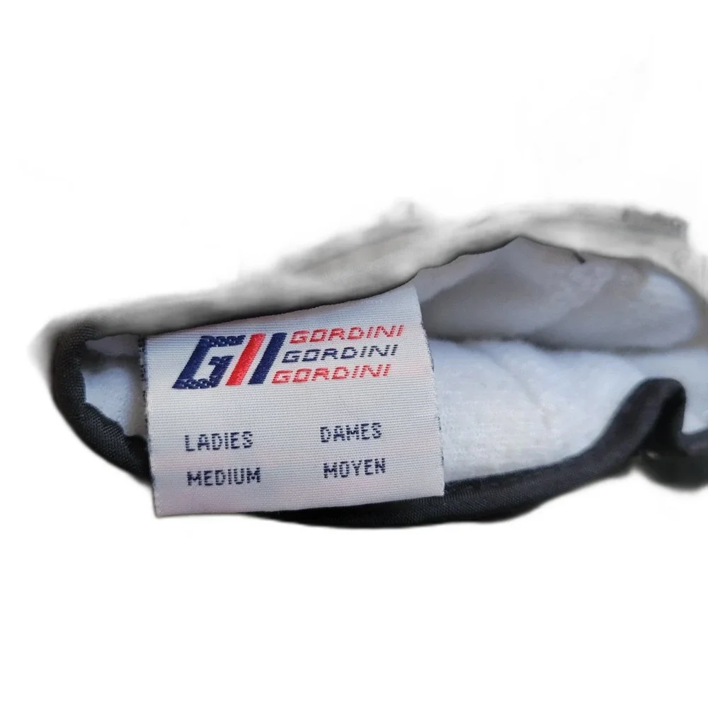 Women's Size Medium Gordini Snow Gloves Snow Mobile Ski